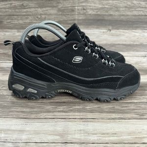 Skechers D’Lites Shoes Womens 8 Black Leather Air-Cooled Memory Foam Sneaker